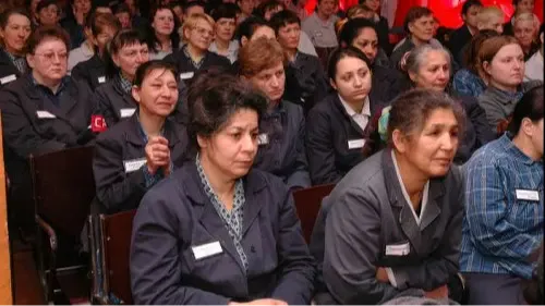 Hogyan boldogulnak a börtönben lévő nők férfiak nélkül