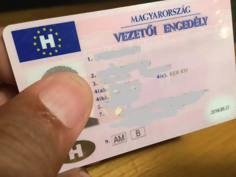 Csak így használható a B kategóriás jogosítvány ezután!