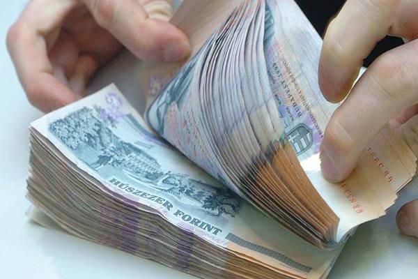Ilyen még nem volt – 6 havi nyugdíj érkezik! Itt a pontos dátum!