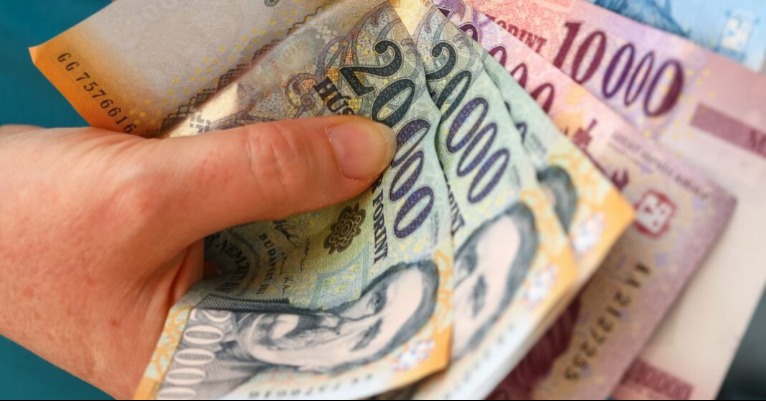 Mi történik a nyugdíjjal halál esetén? Változtak a szabályok, a hozzátartozóknak erről tudniuk kell