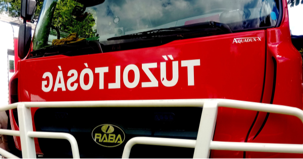 Óriási a káosz: súlyos baleset történt a fővárosban, a mentőket is hívni kellett